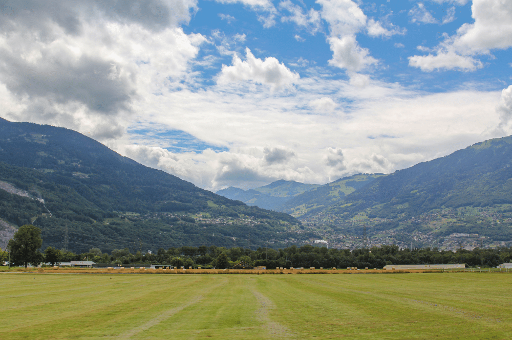 What do you need to know before buying a building plot?