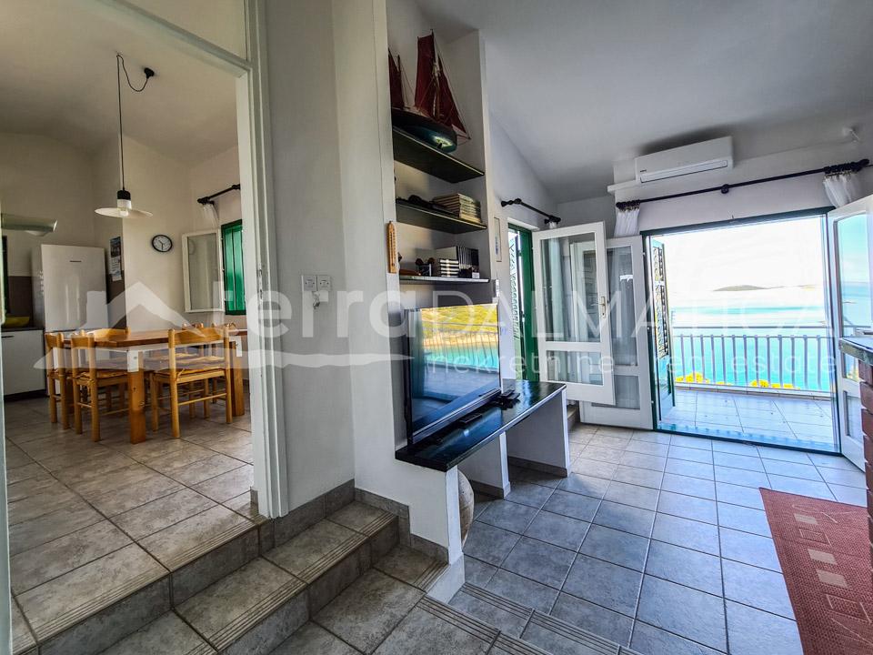 Murter Croatia House for sale An apartment house with perfect sea