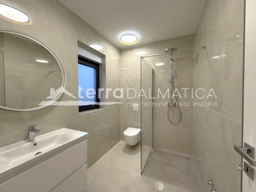 Surroundings of Rogoznica, luxury villa with infinity pool, 100 m from the sea