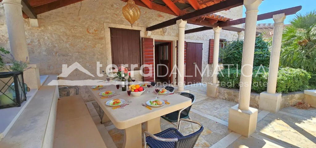 Authentisches Steinhaus – Insel Brač