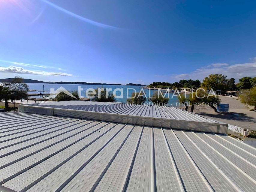 Restaurant in Vodice, in erster Meereslinie – eine Toplage und eine ideale Investition