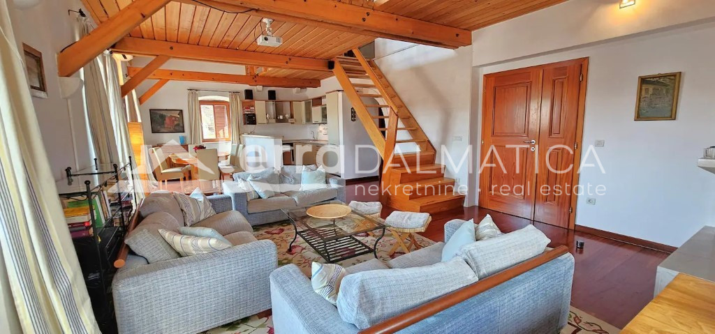 Authentisches Steinhaus – Insel Brač