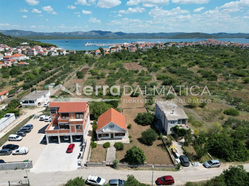 House in an ideal location on the island of Murter