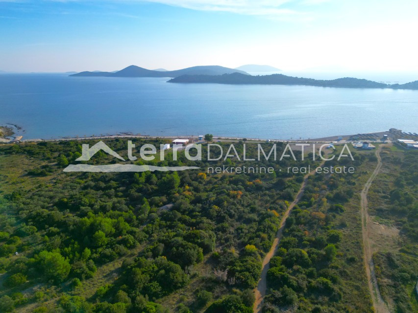 Exclusive opportunity: 29,000 m² land for the construction of a tourist resort – Tribunj