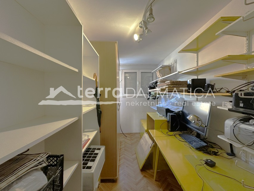 Apartment in the center of Šibenik with a beautiful view of the sea