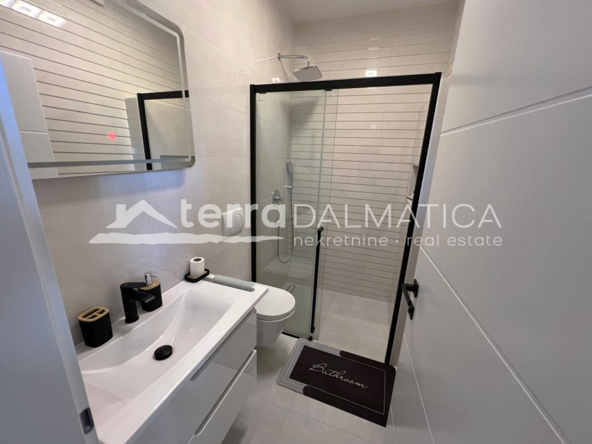 Modernes Doppelhaus – ein ideales Zuhause in Strandnähe in Srima