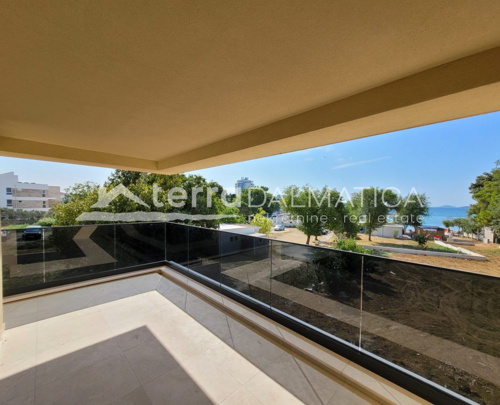 Apartament w Vodicach – nowy budynek 80 metrów od morza