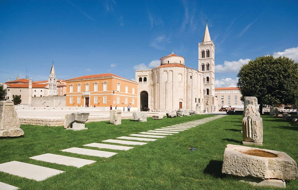 6001fb4976fb4638325810-jpg