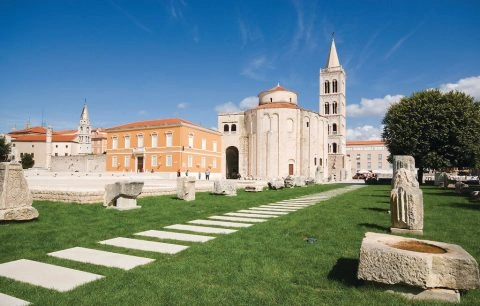 6001fb4976fb4638325810-jpg