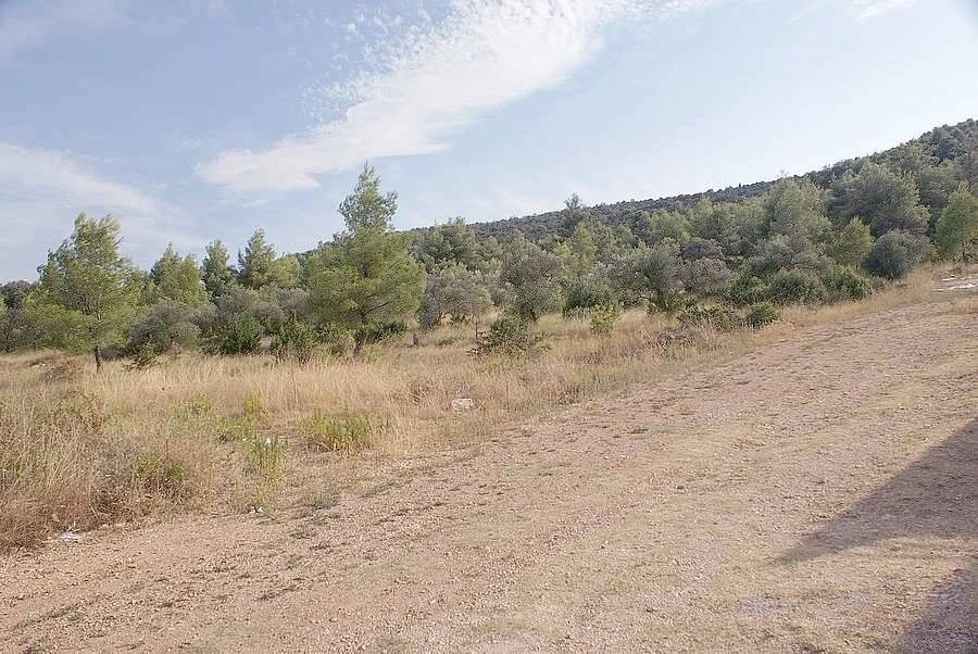 Attraktives Baugrundstück in Bilice-Stubalj zum Verkauf in der Nähe von Šibenik