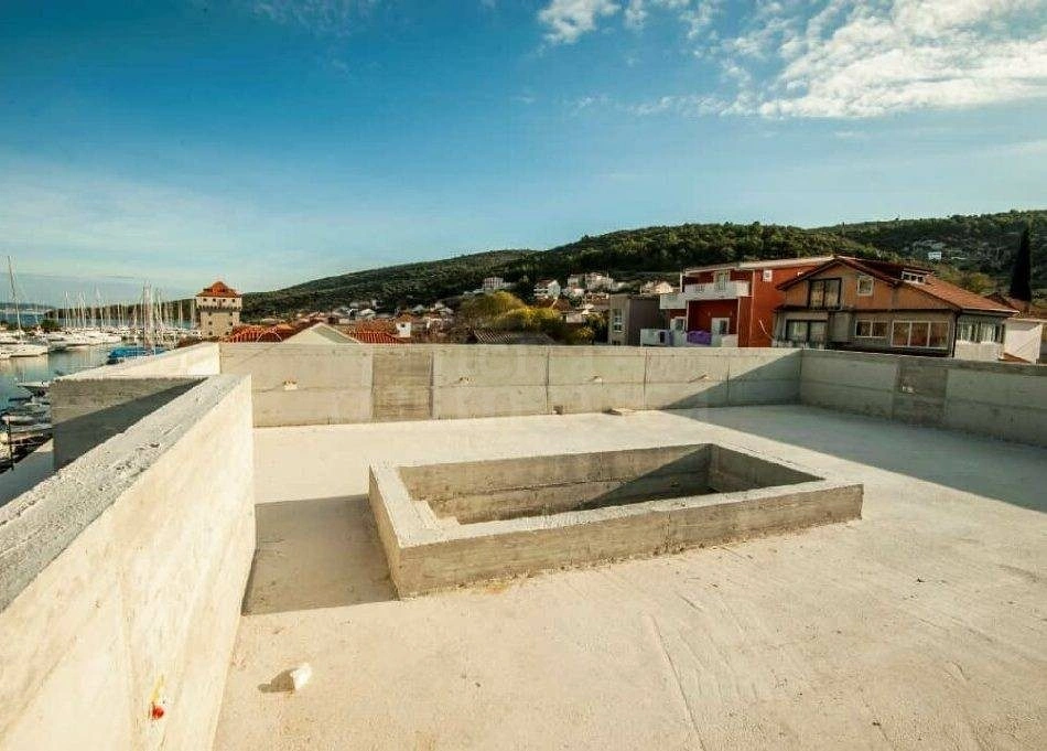 Budynek mieszkalny, Marina, Trogir, pierwszy rząd