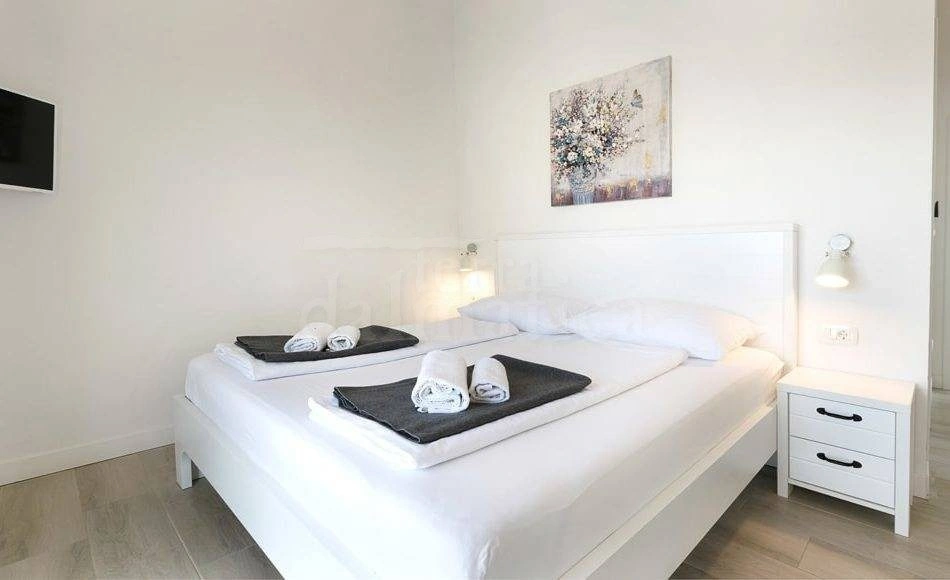 Schönes Bungalow mit Pool im Hinterland von Šibenik