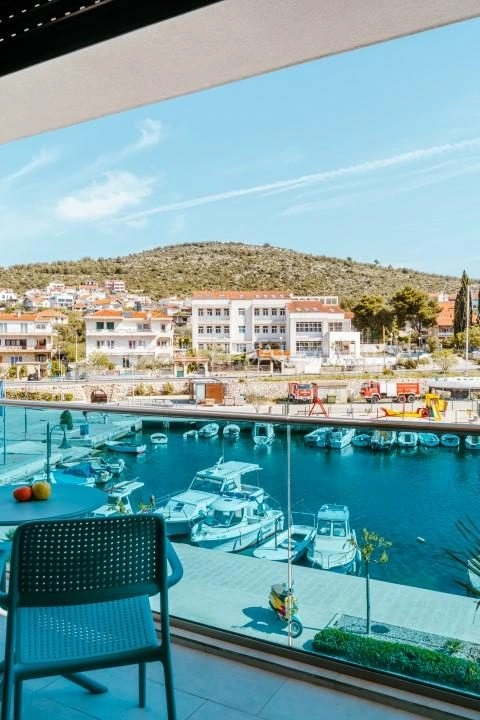 Budynek mieszkalny, Marina, Trogir, pierwszy rząd