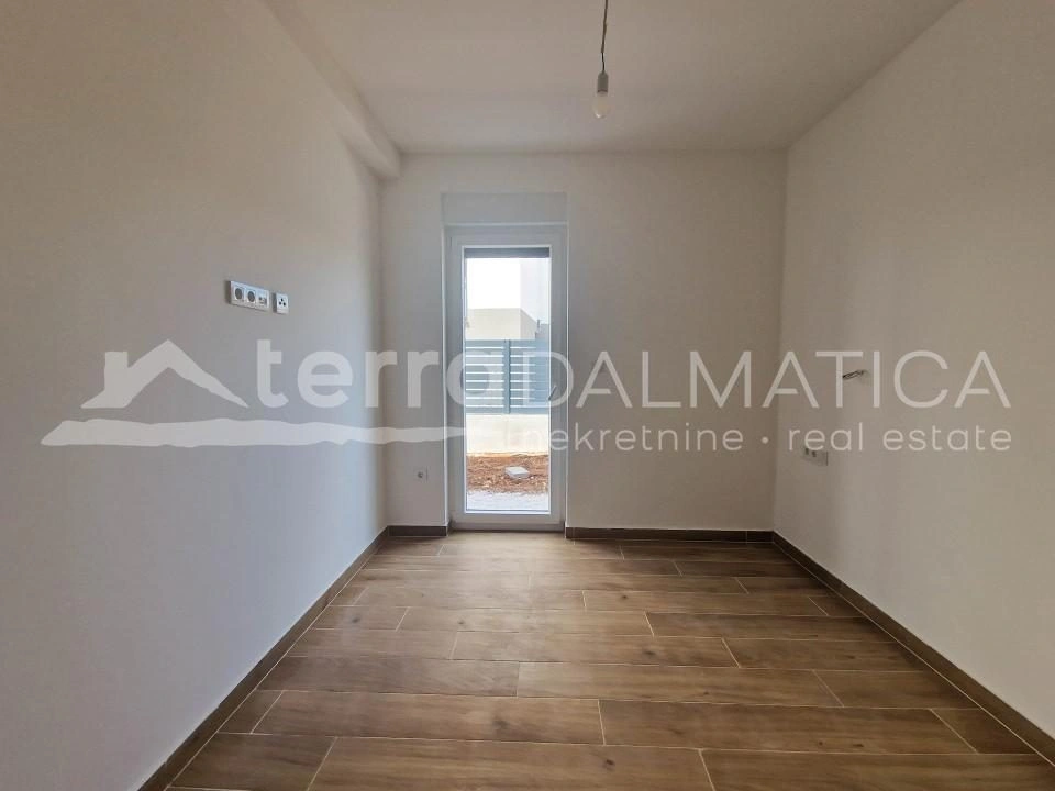 Zaboric - Wohnung im Neubau mit Terrasse und Garten