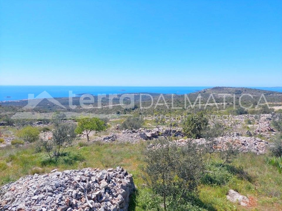 Rogoznica, Umgebung - Grundstück mit Baugenehmigung für drei Gebäude mit Blick auf Italien