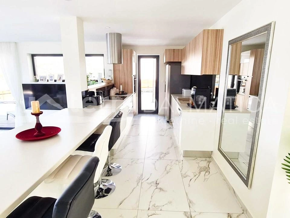 Umgebung von Rogoznica, luxuriöse Villa mit herrlichem Meerblick