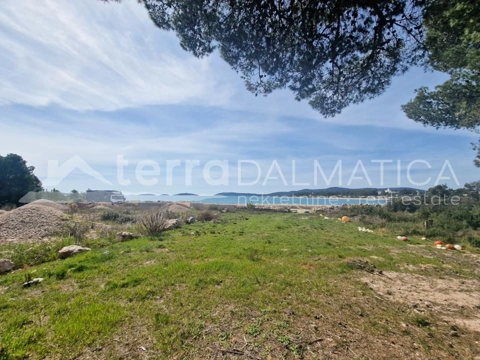Umgebung von Sibenik, Podsolarsko, Baugrundstück, 1. Reihe zum Meer