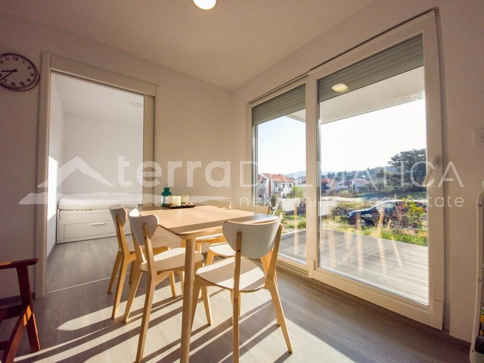 Sibenik, ein Bungalowhaus in ruhiger Lage