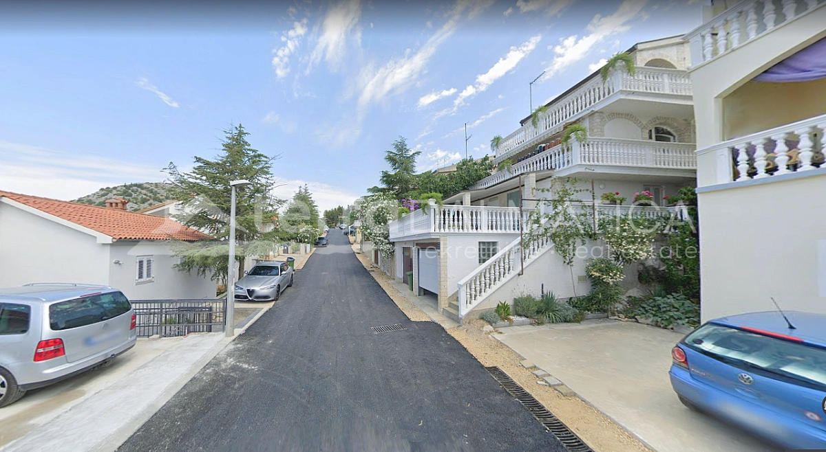 Pakostane, Draga, Apartmenthaus mit perfekter Aussicht