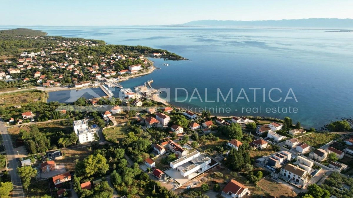 Zadar, Insel Ugljan, Wohnung mit Garten in einem neu erbauten Gebäude