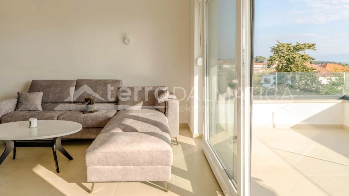 Zadar, Insel Ugljan, Wohnung mit Garten in einem neu erbauten Gebäude