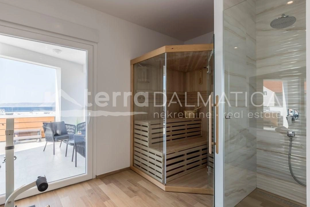 Umgebung von Split – Kroatien, luxuriöse Villa mit bezauberndem Blick auf das Meer und die Inseln