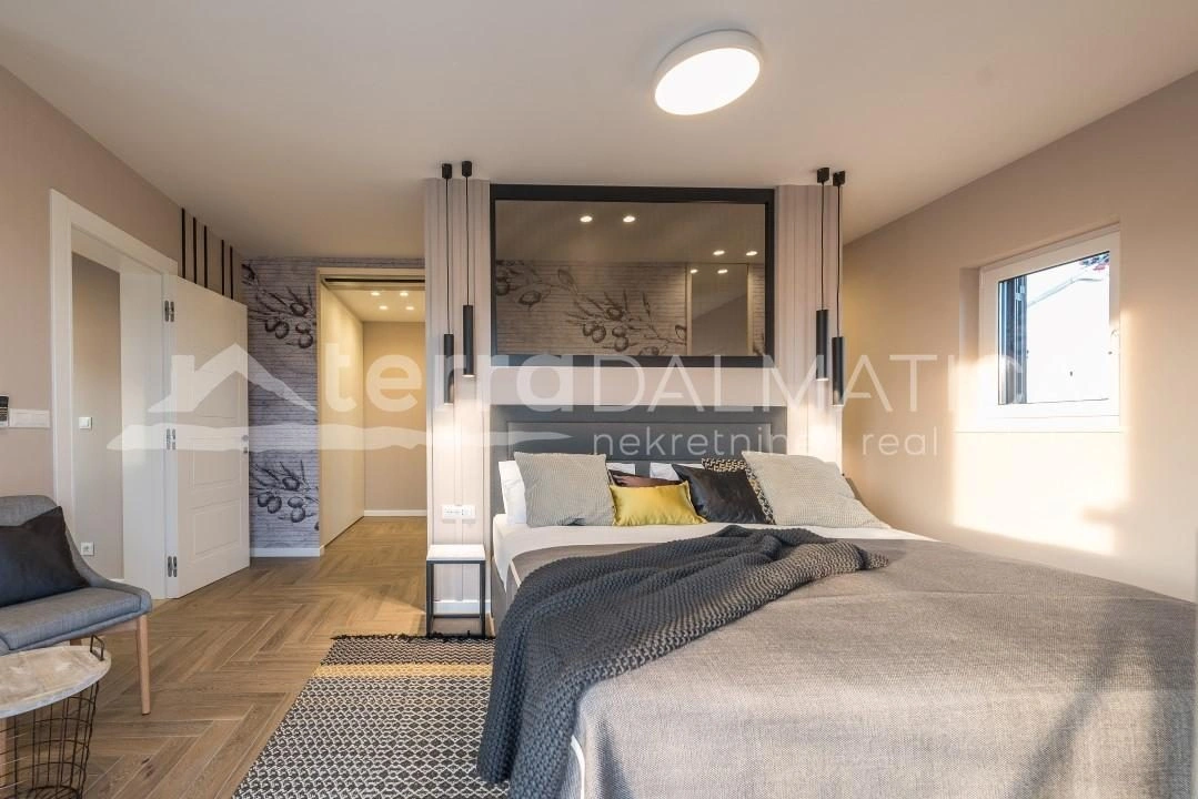 Zadar – Kroatien, Spektakuläre Villa mit großem Pool im Herzen der Adria