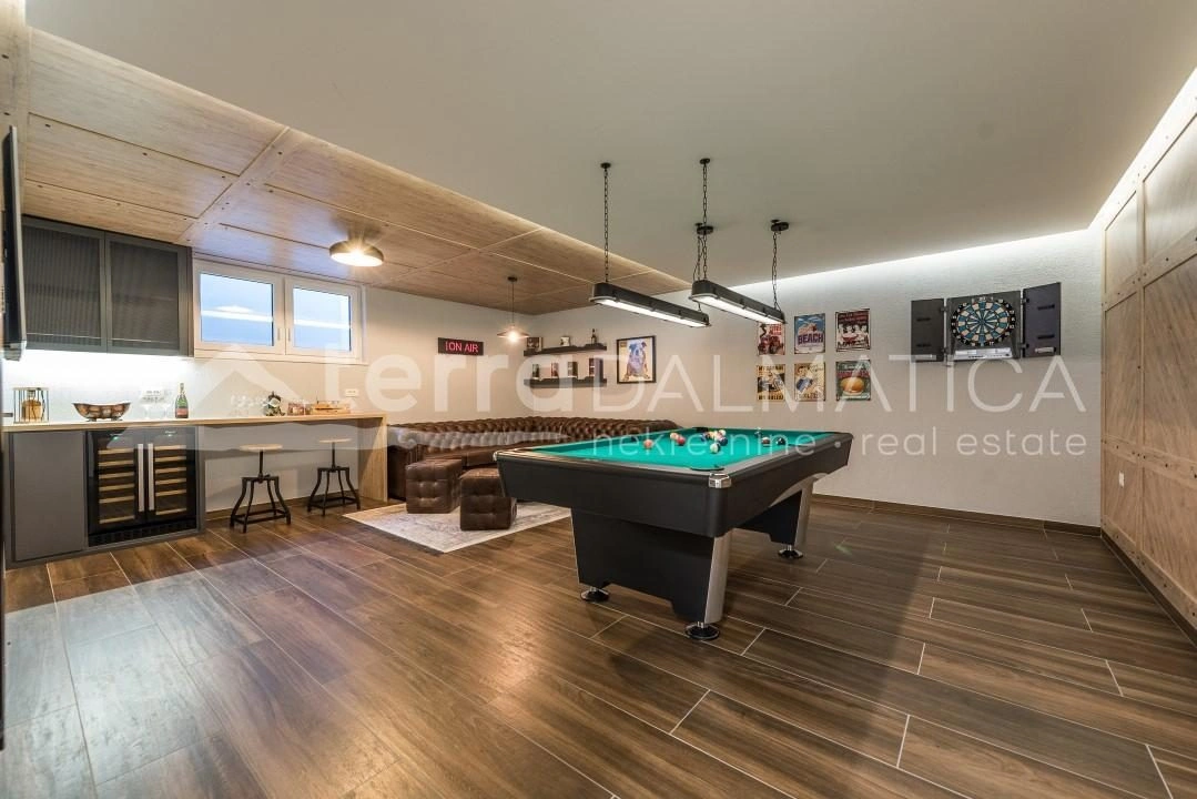 Zadar – Kroatien, Spektakuläre Villa mit großem Pool im Herzen der Adria