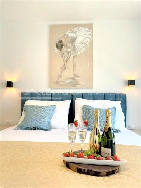 Umgebung von Split - Kroatien, eine einzigartige Villa mit privatem Pool im Herzen Dalmatiens