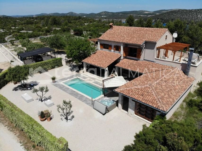 Steinvilla – eine einzigartige Lage an der Adria