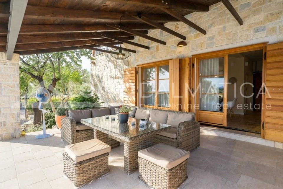 Steinvilla – eine einzigartige Lage an der Adria