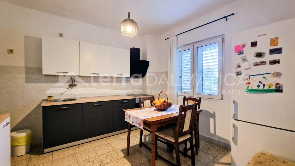 Trogir, Bungalow im Zentrum