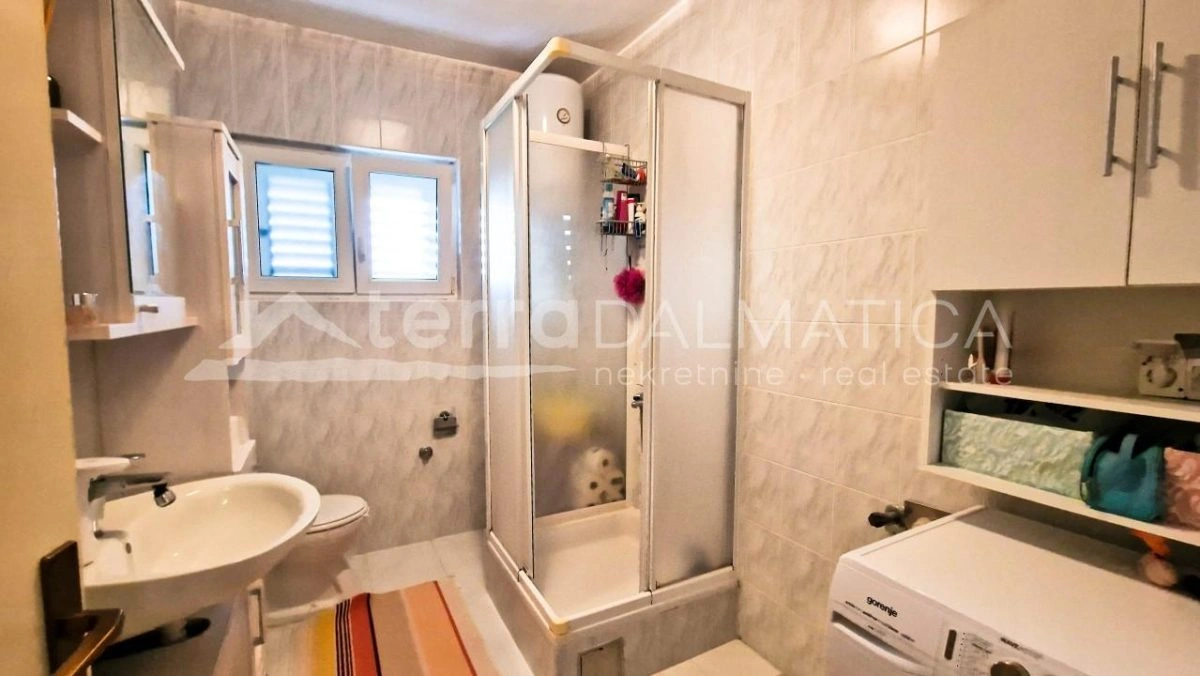 Trogir, Bungalow im Zentrum