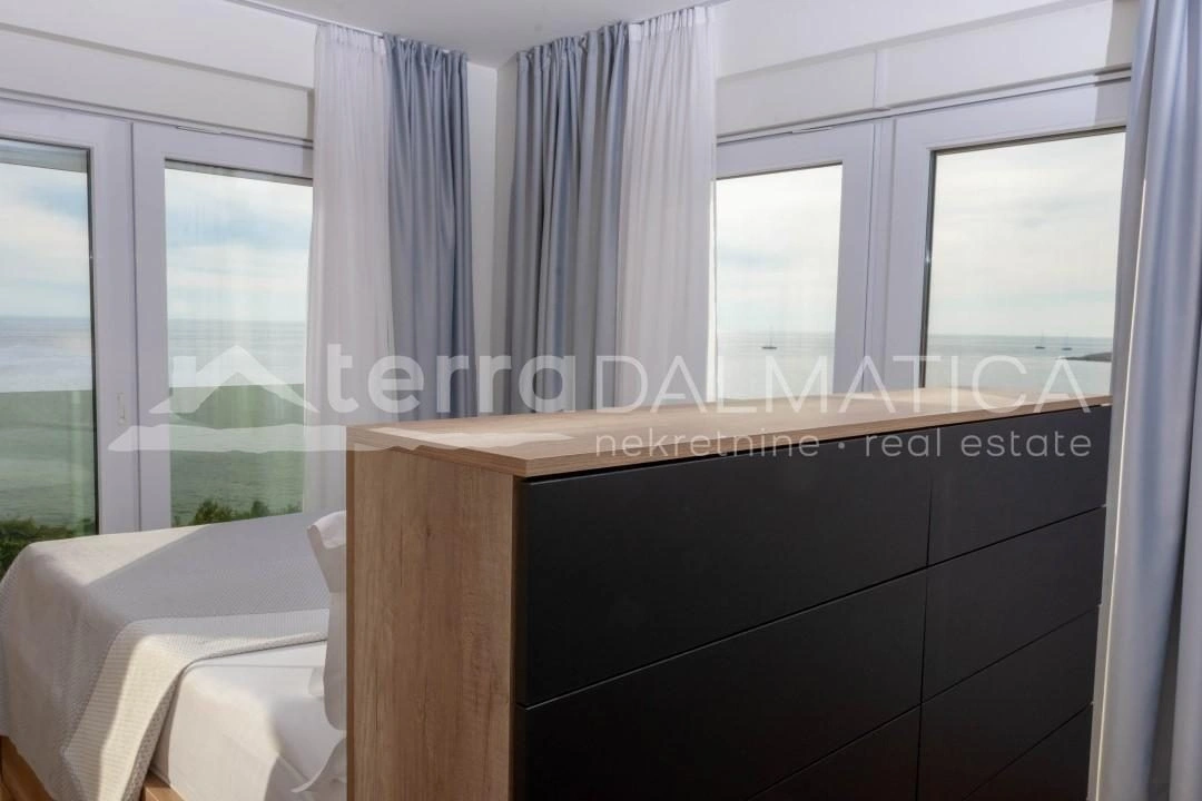 Umgebung von Rogoznica, Villa in außergewöhnlicher Lage