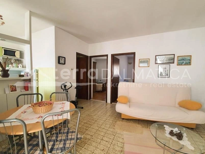 Tisno, Haus im alten Stadtzentrum