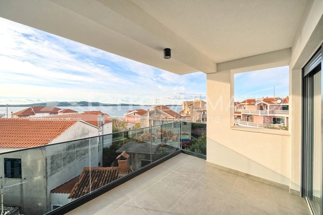 Brodarica, Sibenik - Luxusapartment mit 4 Schlafzimmern und Meerblick