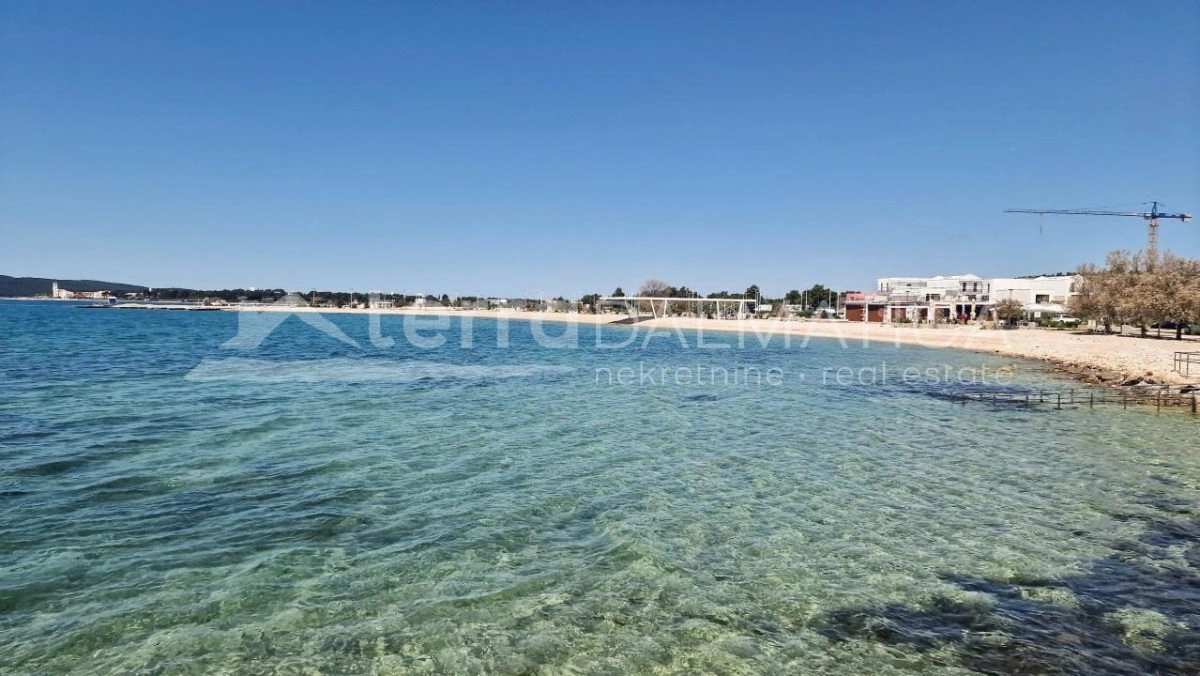 Brodarica, Sibenik - Luxusapartment mit 4 Schlafzimmern und Meerblick