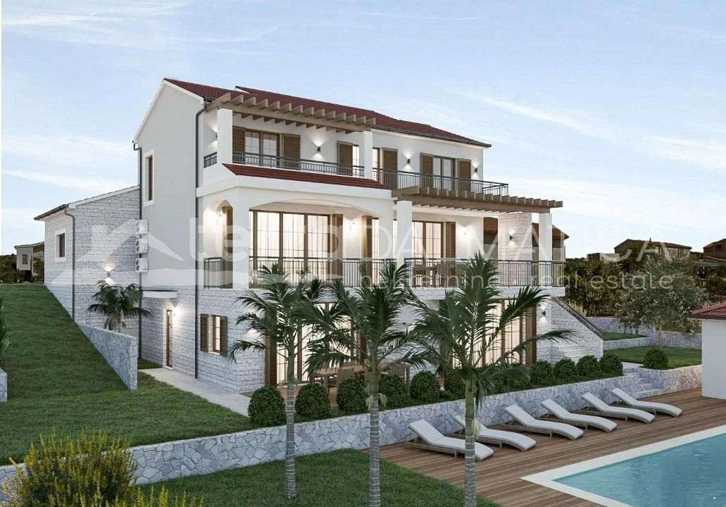 Umgebung von Sibenik, autochthone mediterrane Villa mit Swimmingpool im Bau