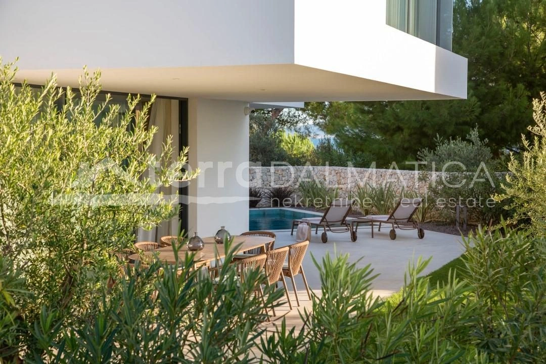 Sukosan, Luxusvilla mit Pool und Aufzug