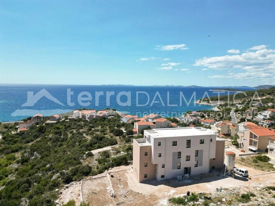 Primošten - Neubau - Zweizimmerwohnung mit offenem Meerblick