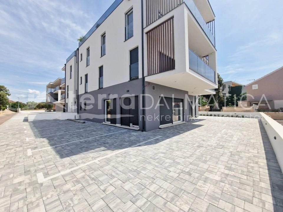 Vodice, Srima, Büroräume in erster Reihe zum Meer