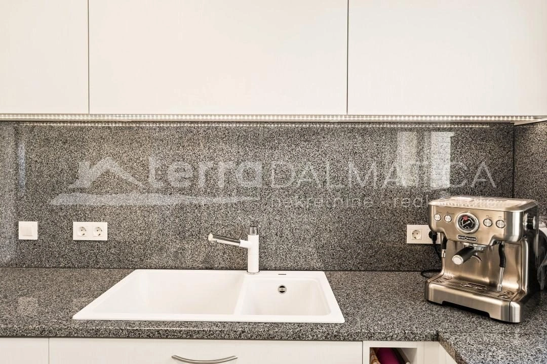 Luxusvilla mit Meerblick in der Nähe von Split