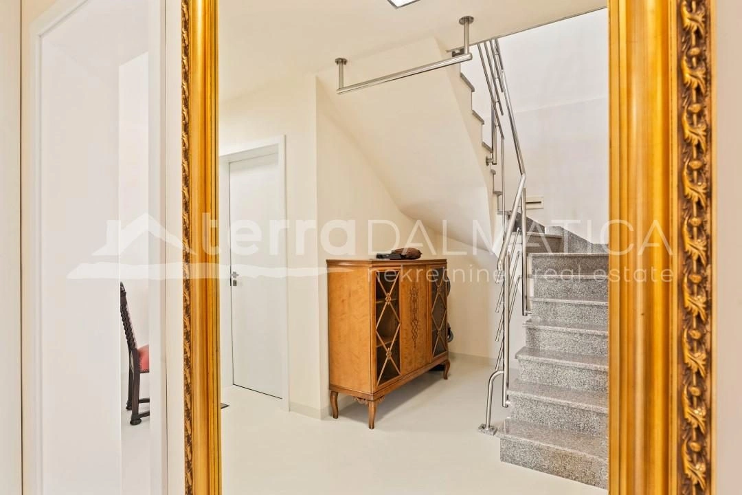 Luxusvilla mit Meerblick in der Nähe von Split