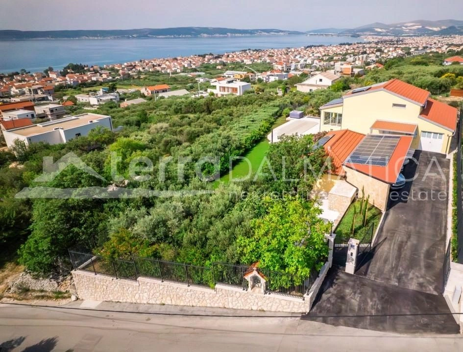 Luxusvilla mit Meerblick in der Nähe von Split