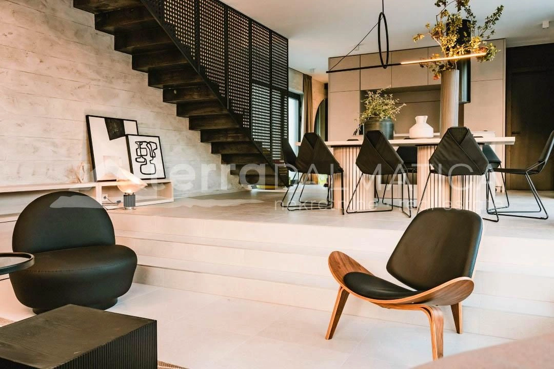 Vodice, Srima, luxuriöse Designervilla mit Swimmingpool, Whirlpool und Sauna