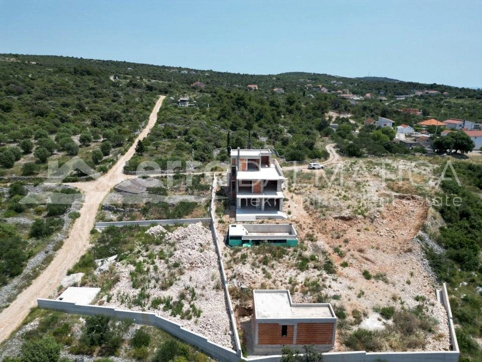 Rogoznica, Dvornice, Luxusvilla mit Panoramablick auf das Meer im Bau