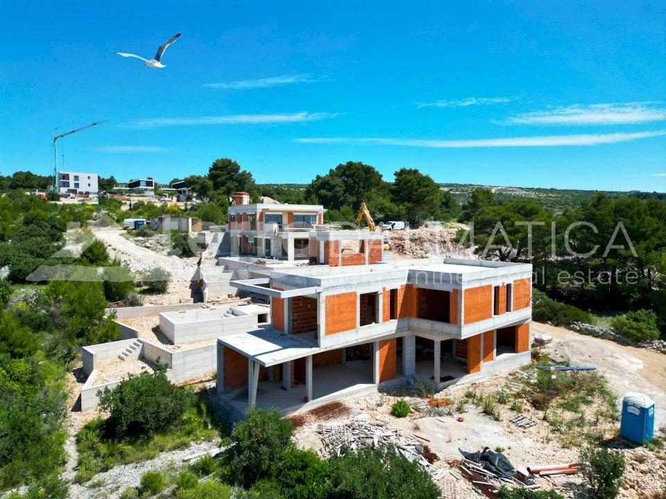 Primošten, suvremena vila s wellnessom i bazenom