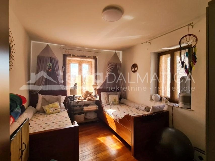 Šibenik - ein charmantes Steinhaus im Stadtzentrum