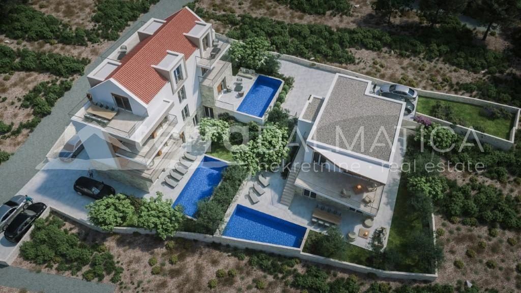 Modernes Haus mit Schwimmbad und Garten in der Nähe von Rogoznica - Nur 130 m vom Meer entfernt