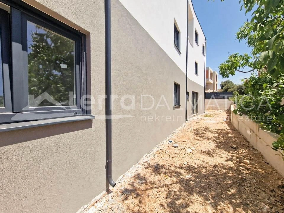 Zaboric, Apartment mit zwei Schlafzimmern in der Nähe des beliebten Strandes